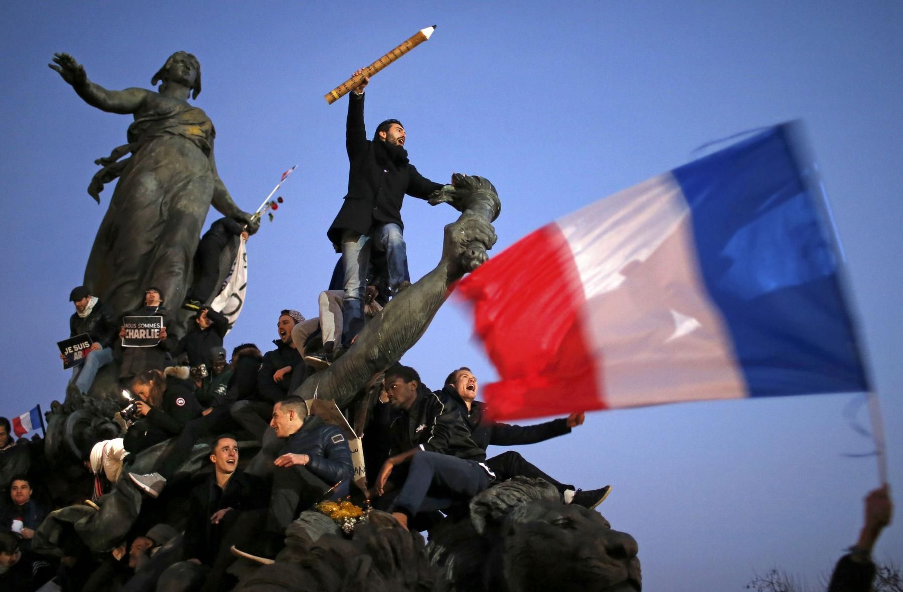 De Charlie Hebdo a una manifestación histórica