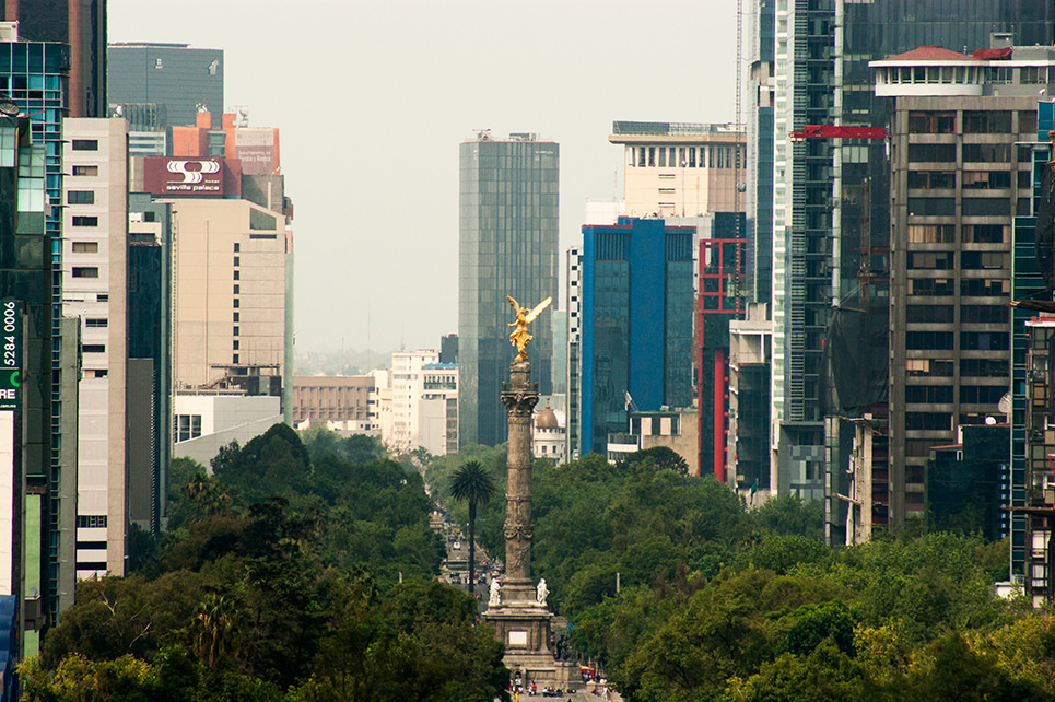 Vamos a descentralizar a la Ciudad de México