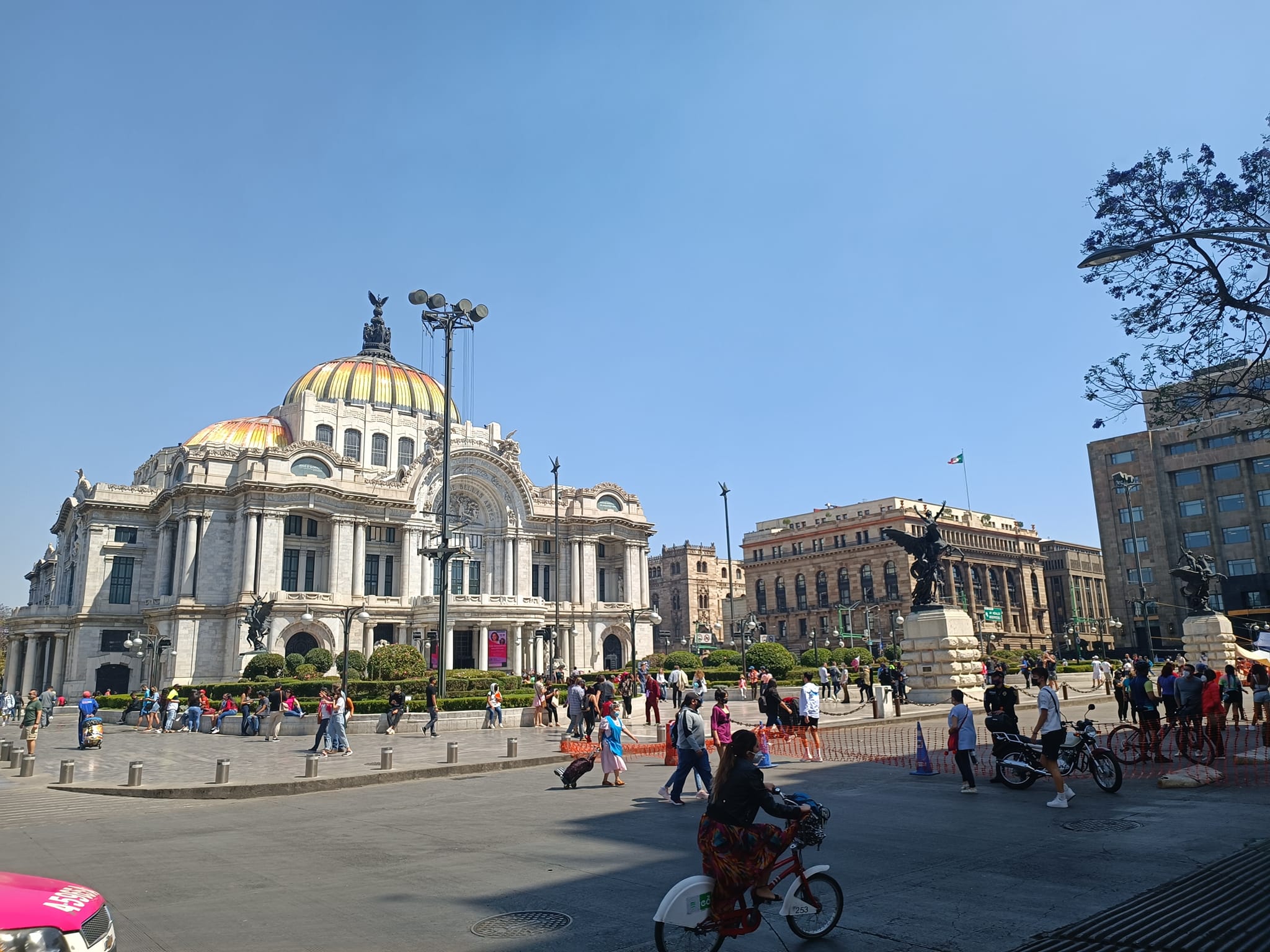 Tolerancias y destolerancias. La 4T, Rusia. el 3er Reich en una caminata por la CDMX
