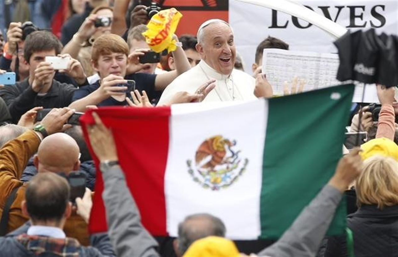 El Papa Francisco y los indignados