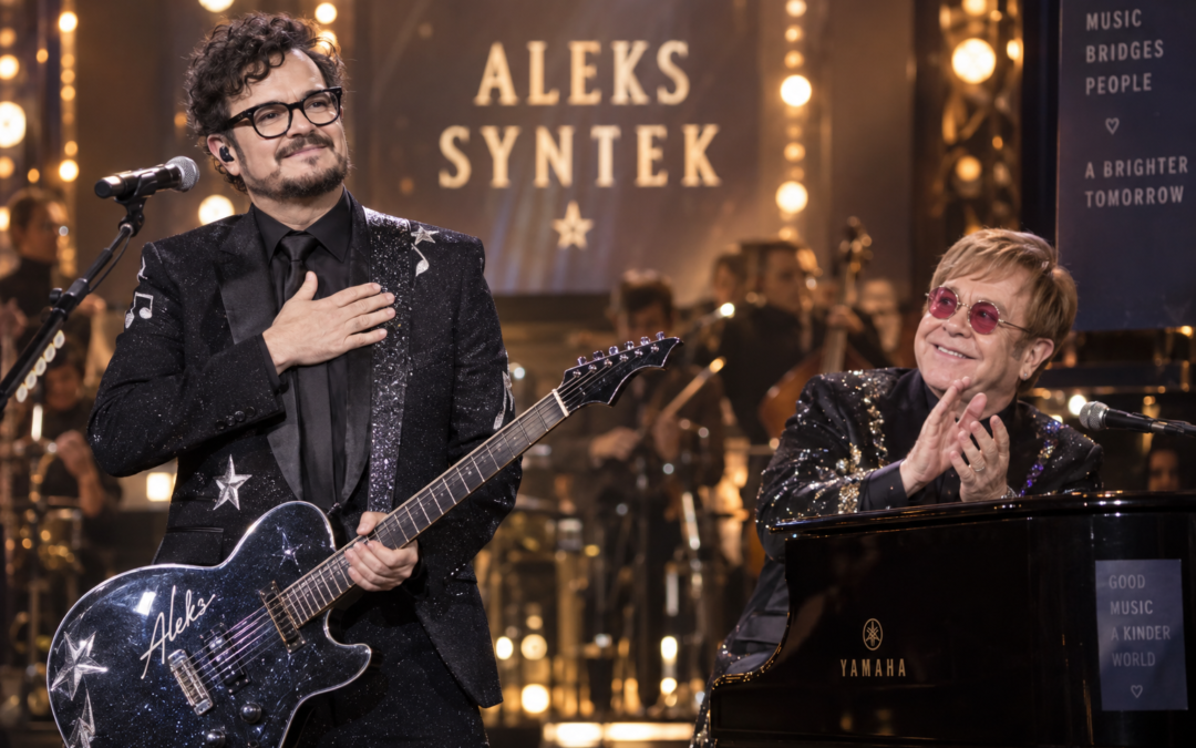 Aleks Syntek contra la gente normal