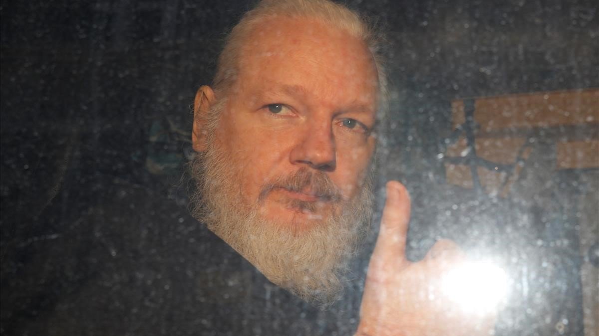Desmitifiquemos a Julian Assange de forma breve
